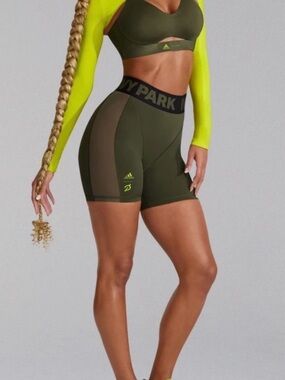 Ivy park green peloton shorts S nwt